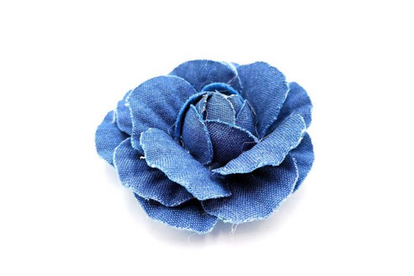 APLIQUE FLOR AZUL CLARO 7,5CM